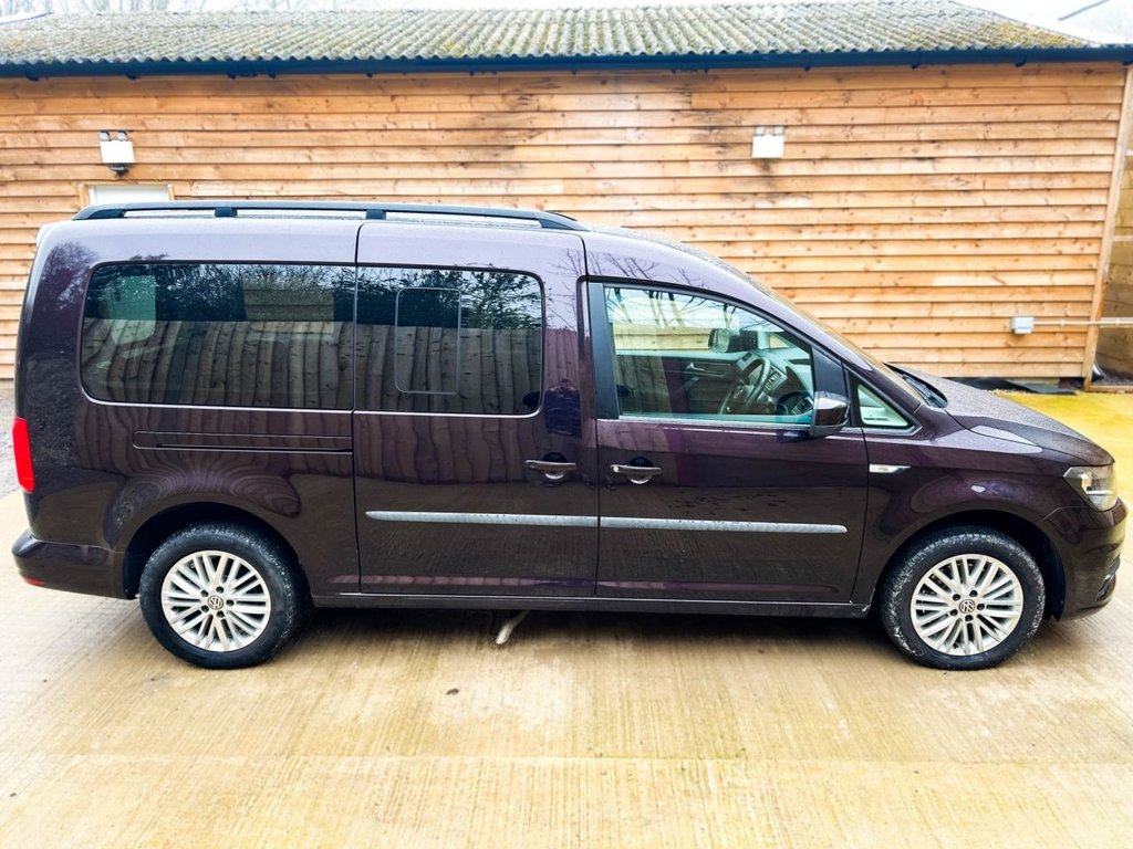 Used Volkswagen Caddy Maxi Life 2021 for sale - 77621627: Photo 7