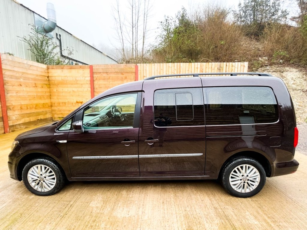 Used Volkswagen Caddy Maxi Life 2021 for sale - 77621627: Photo 8