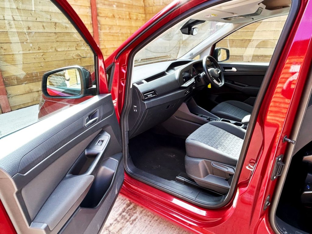 Used Volkswagen Caddy Life 2022 for sale - 75703870: Photo 17