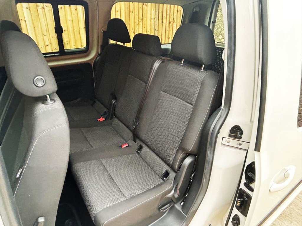 Used Volkswagen Caddy Maxi Life 2019 for sale - 76256384: Photo 20