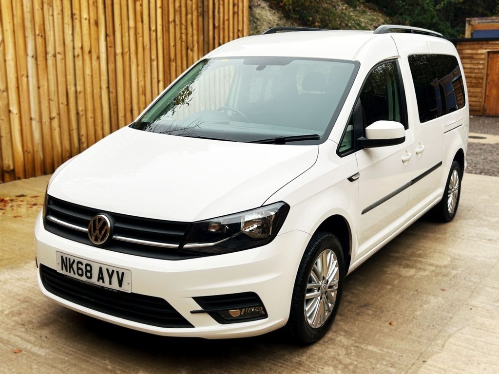 Used Volkswagen Caddy Maxi Life 2019 for sale - 76256384: Photo 6