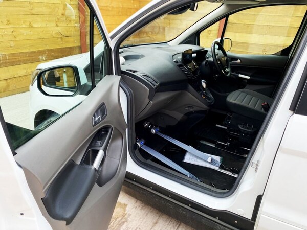 Used Ford Grand Tourneo Connect 2021 for sale - 74806429: Photo 13