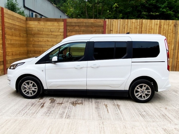 Used Ford Grand Tourneo Connect 2021 for sale - 74806429: Photo 6