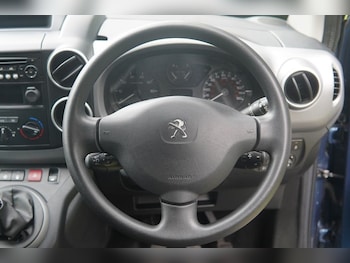 Used Peugeot Partner Tepee 2017 for sale - 79288447: Photo
