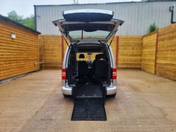 Used Volkswagen Caddy Maxi Life 2013 for sale - 74570647: Photo