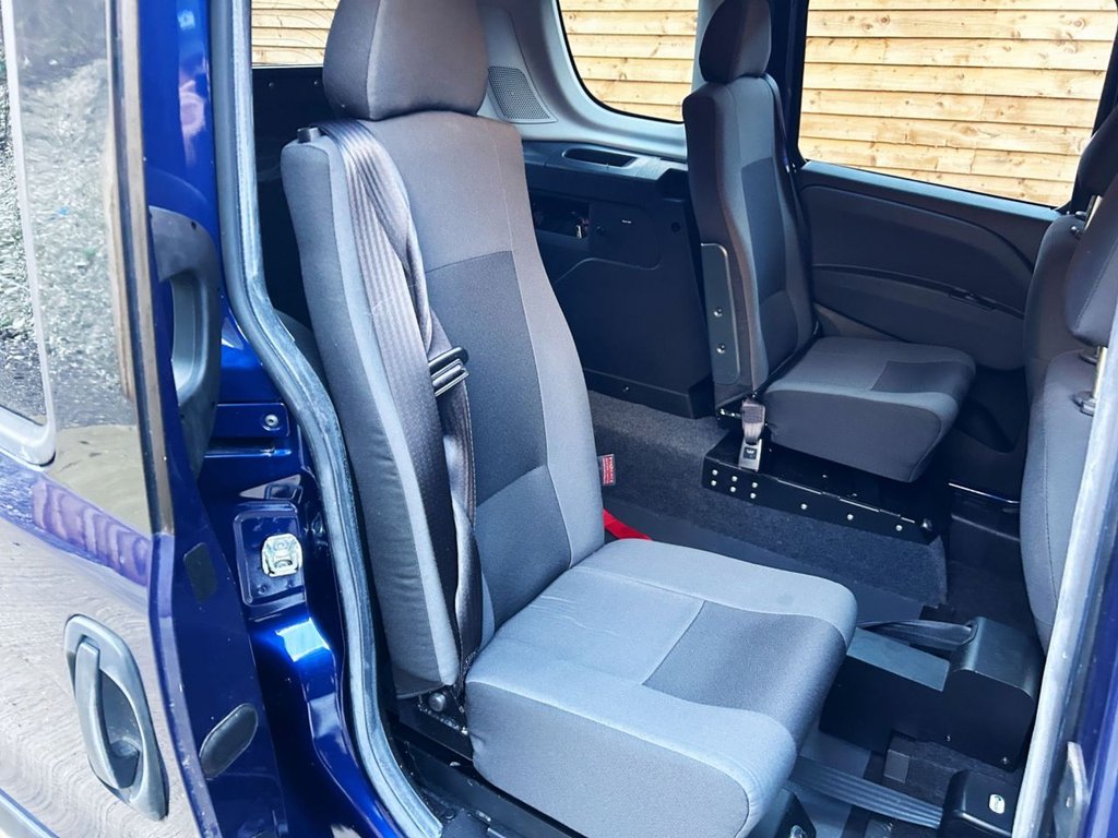 Used Fiat Doblo 2019 for sale - 76797928: Photo 18