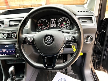 Used Volkswagen Caddy Maxi Life 2021 for sale - 78818544: Photo