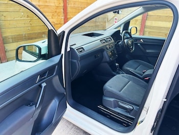 Used Volkswagen Caddy Maxi Life 2018 for sale - 75487408: Photo