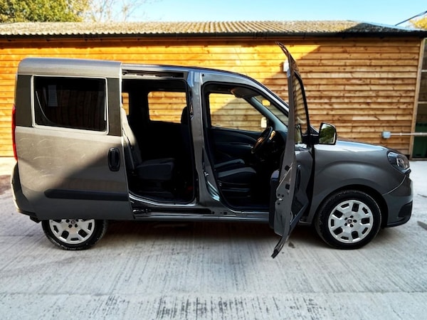 Used Fiat Doblo 2019 for sale - 76080731: Photo 15