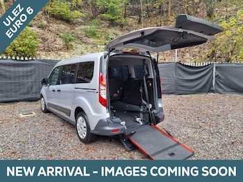 Used Ford Grand Tourneo Connect 2019 for sale - 78738375: Photo