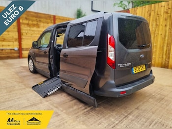 Used Ford Grand Tourneo Connect 2018 for sale - 79244556: Photo