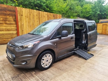 Used Ford Grand Tourneo Connect 2018 for sale - 79244556: Photo