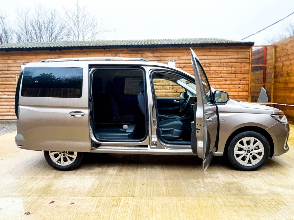 Used Ford Grand Tourneo Connect 2025 for sale - 77879658: Photo 15