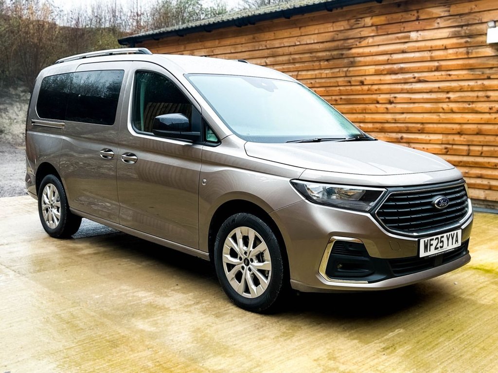 Used Ford Grand Tourneo Connect 2025 for sale - 77879658: Photo 3