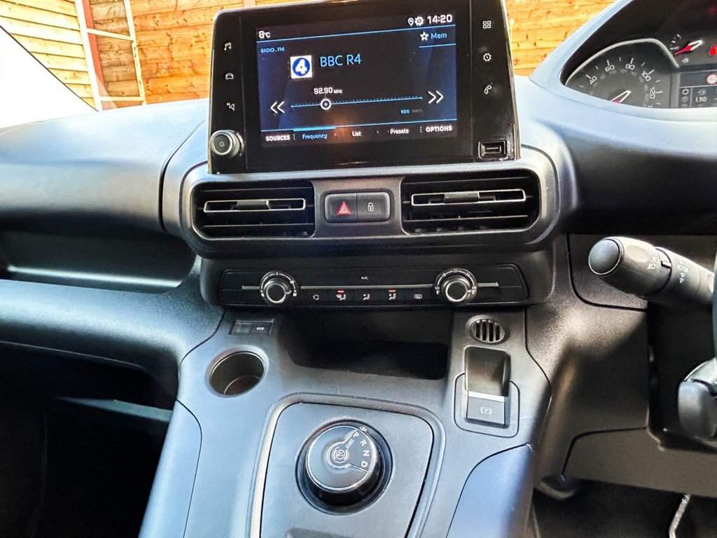 Used Peugeot Rifter 2020 for sale - 77188657: Photo 24