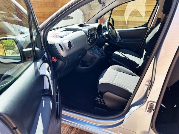 Used Peugeot Partner Tepee 2018 for sale - 75703864: Photo 10