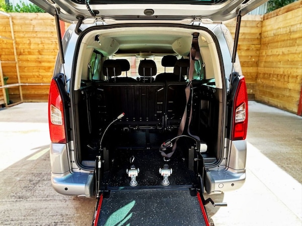 Used Peugeot Partner Tepee 2018 for sale - 75703864: Photo 18