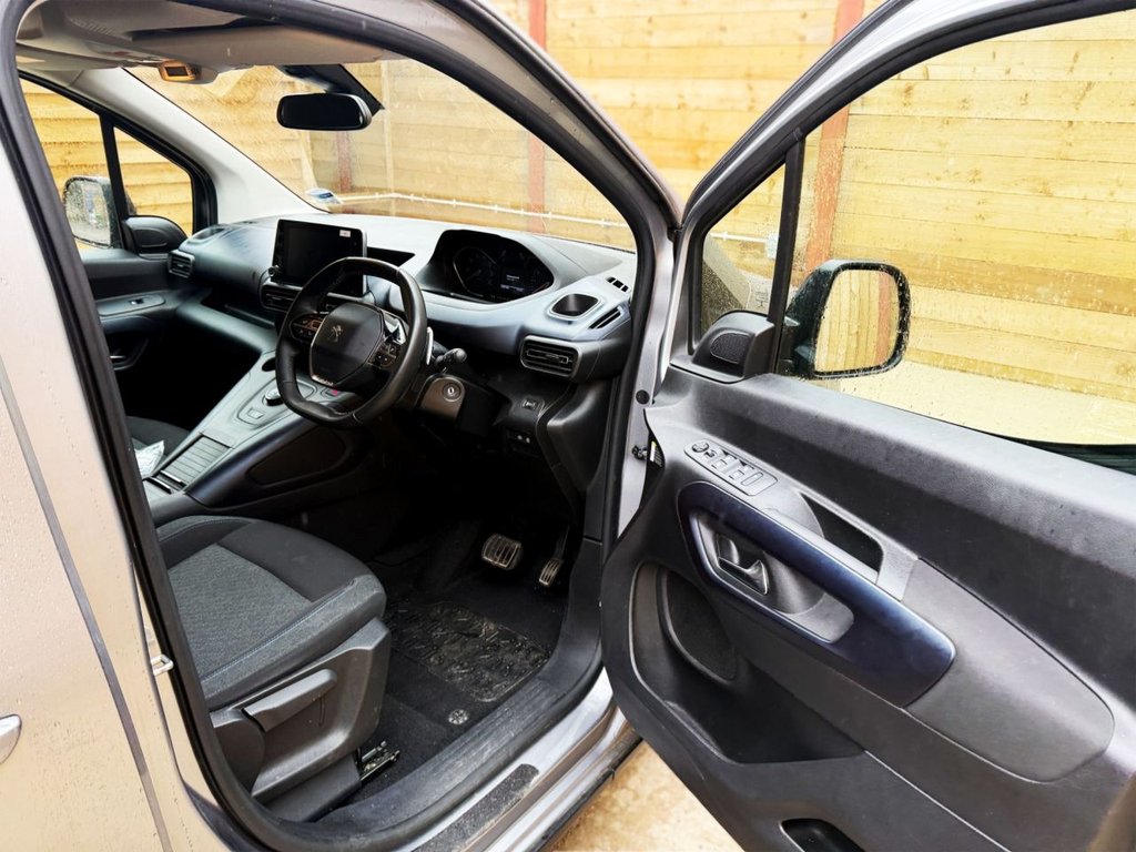 Used Peugeot Rifter 2022 for sale - 76333911: Photo 14