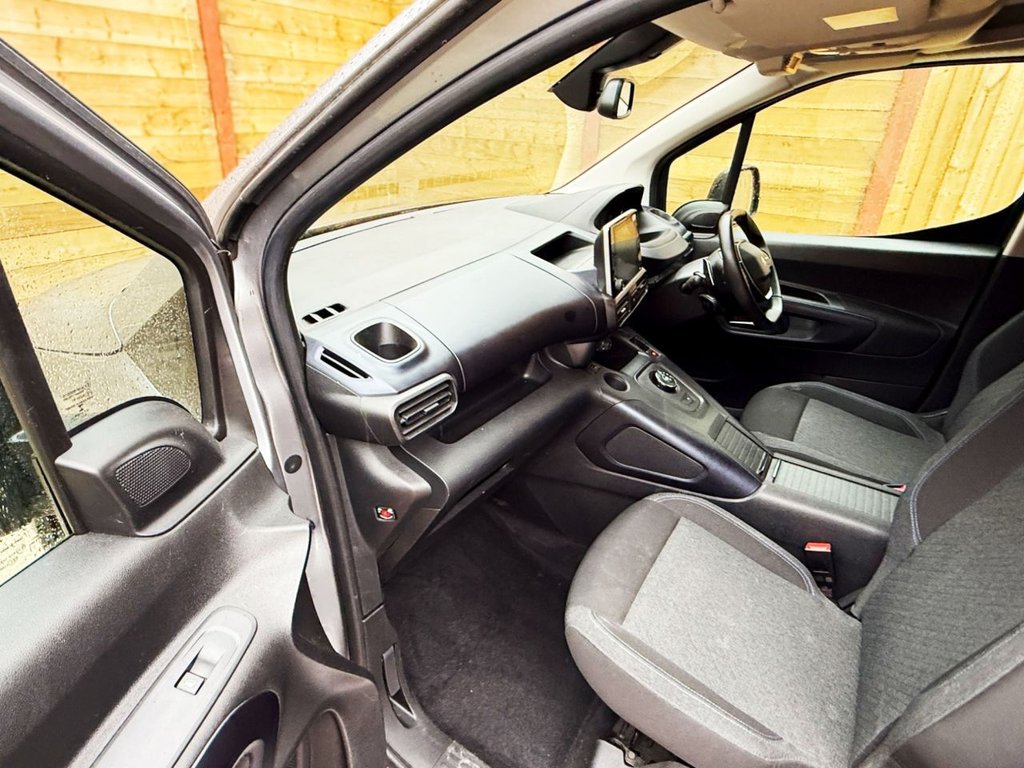 Used Peugeot Rifter 2022 for sale - 76333911: Photo 18