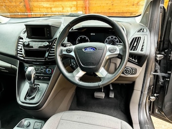 Used Ford Tourneo Connect 2020 for sale - 77583380: Photo