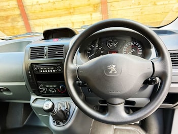 Used Peugeot Expert Tepee 2016 for sale - 78287903: Photo