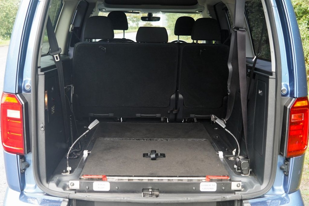 Used Volkswagen Caddy Maxi Life 2017 for sale - 77608749: Photo 17