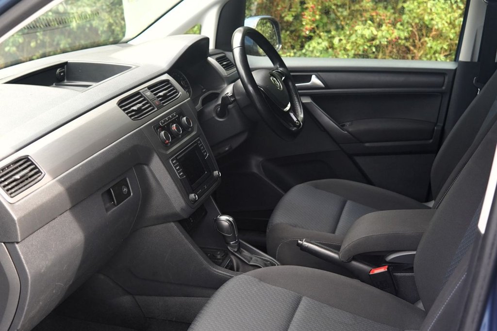 Used Volkswagen Caddy Maxi Life 2017 for sale - 77608749: Photo 19