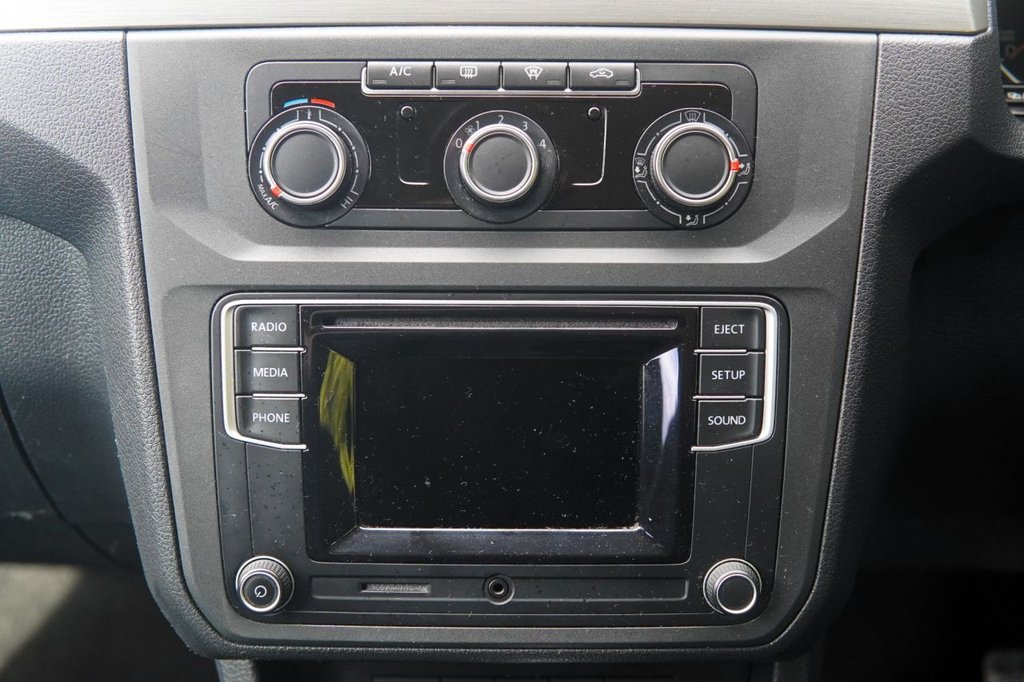 Used Volkswagen Caddy Maxi Life 2017 for sale - 77608749: Photo 23