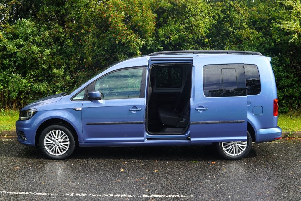 Used Volkswagen Caddy Maxi Life 2017 for sale - 77608749: Photo 8