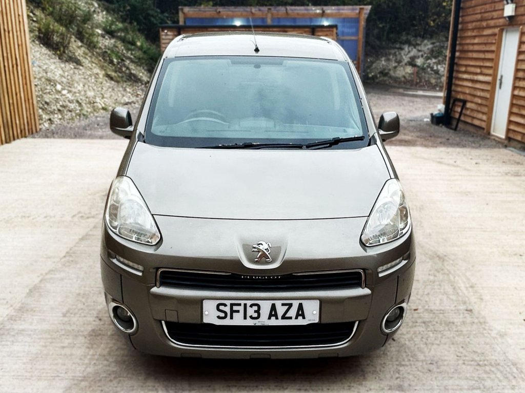 Used Peugeot Partner Tepee 2013 for sale - 75800636: Photo 10