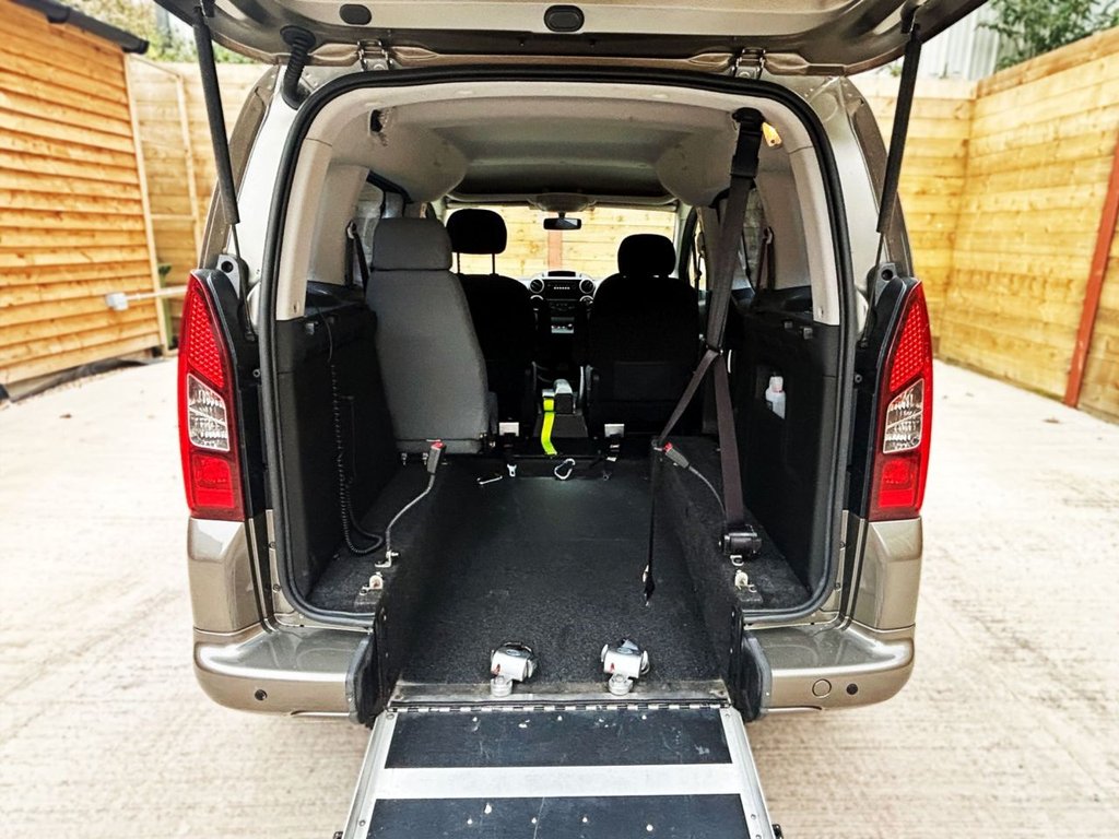 Used Peugeot Partner Tepee 2013 for sale - 75800636: Photo 13