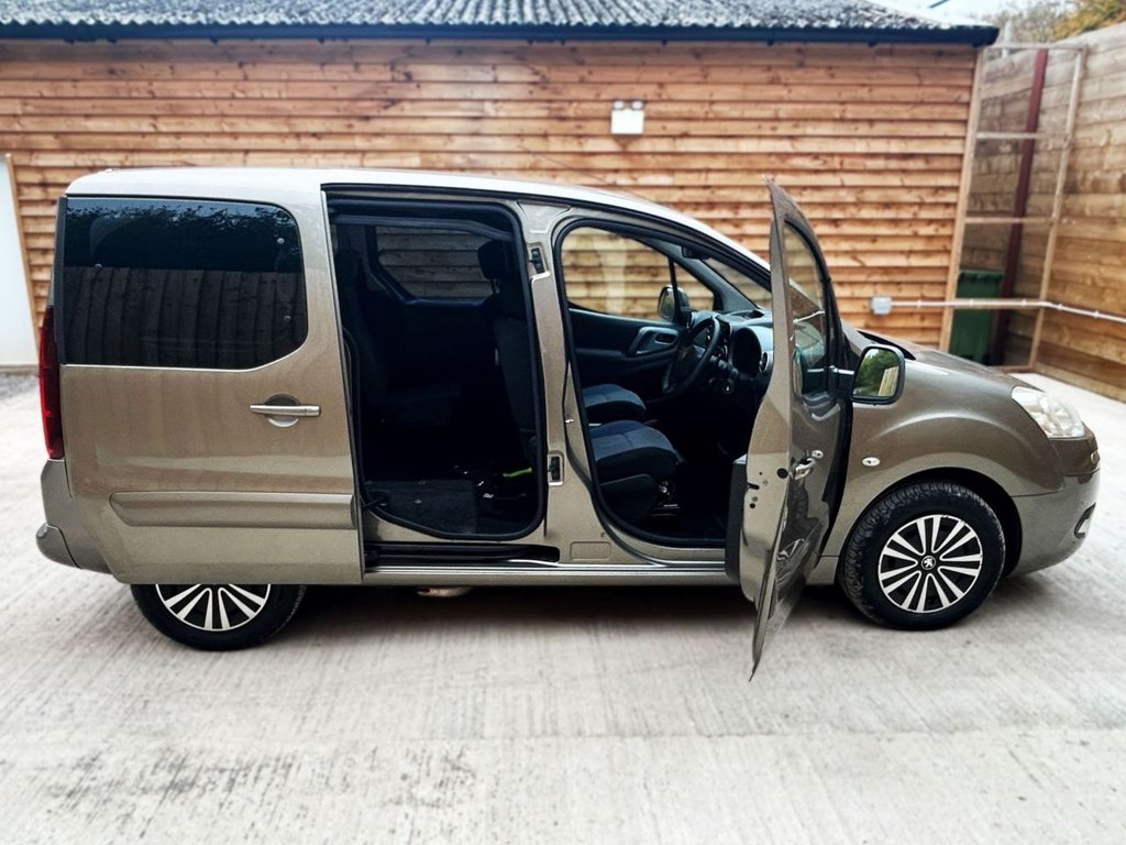Used Peugeot Partner Tepee 2013 for sale - 75800636: Photo 14