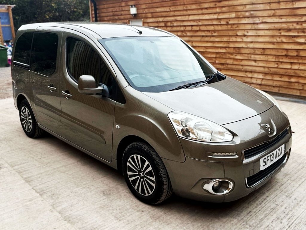 Used Peugeot Partner Tepee 2013 for sale - 75800636: Photo 3