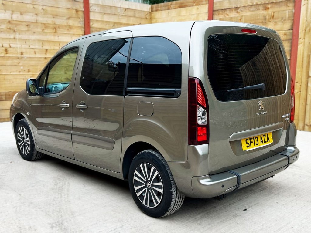 Used Peugeot Partner Tepee 2013 for sale - 75800636: Photo 9