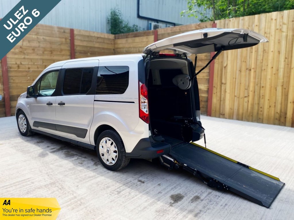 Used Ford Grand Tourneo Connect 2019 for sale - 76900444: Photo 1