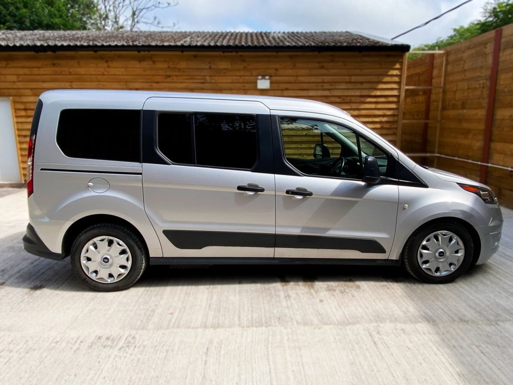 Used Ford Grand Tourneo Connect 2019 for sale - 76900444: Photo 5