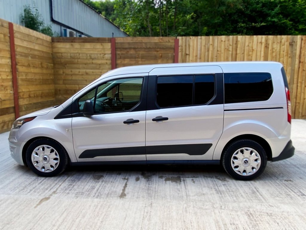 Used Ford Grand Tourneo Connect 2019 for sale - 76900444: Photo 6