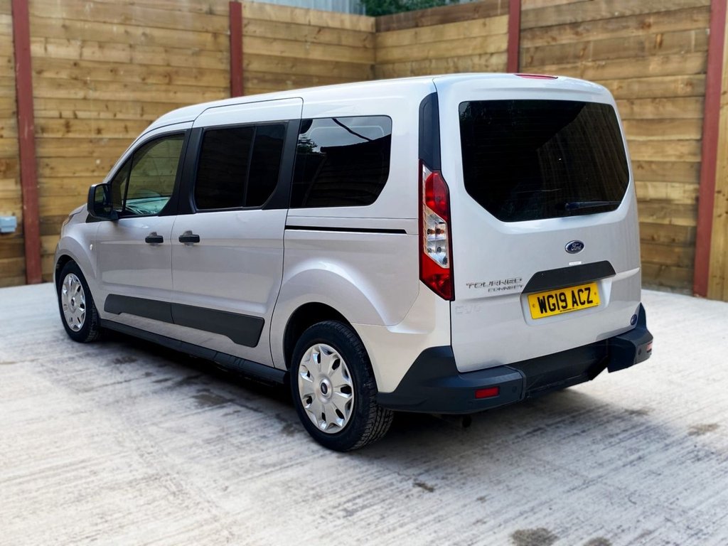 Used Ford Grand Tourneo Connect 2019 for sale - 76900444: Photo 8