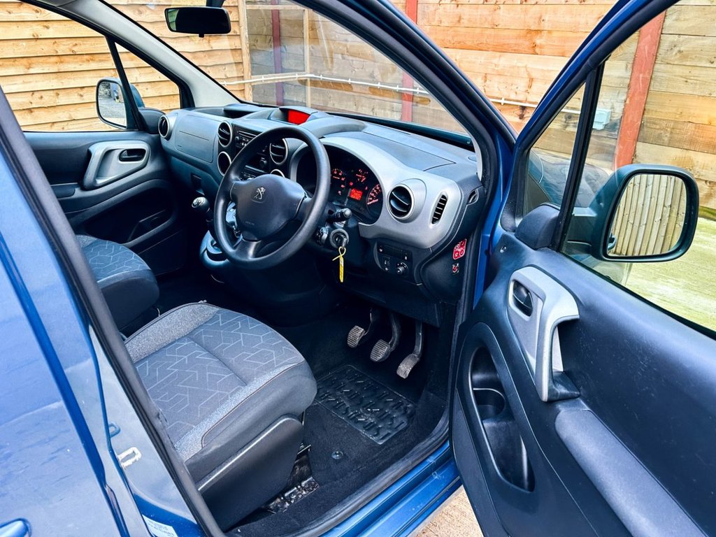 Used Peugeot Partner Tepee 2018 for sale - 77408023: Photo 14