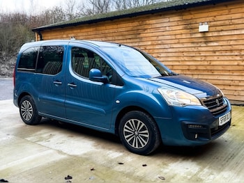 Used Peugeot Partner Tepee 2018 for sale - 77408023: Photo