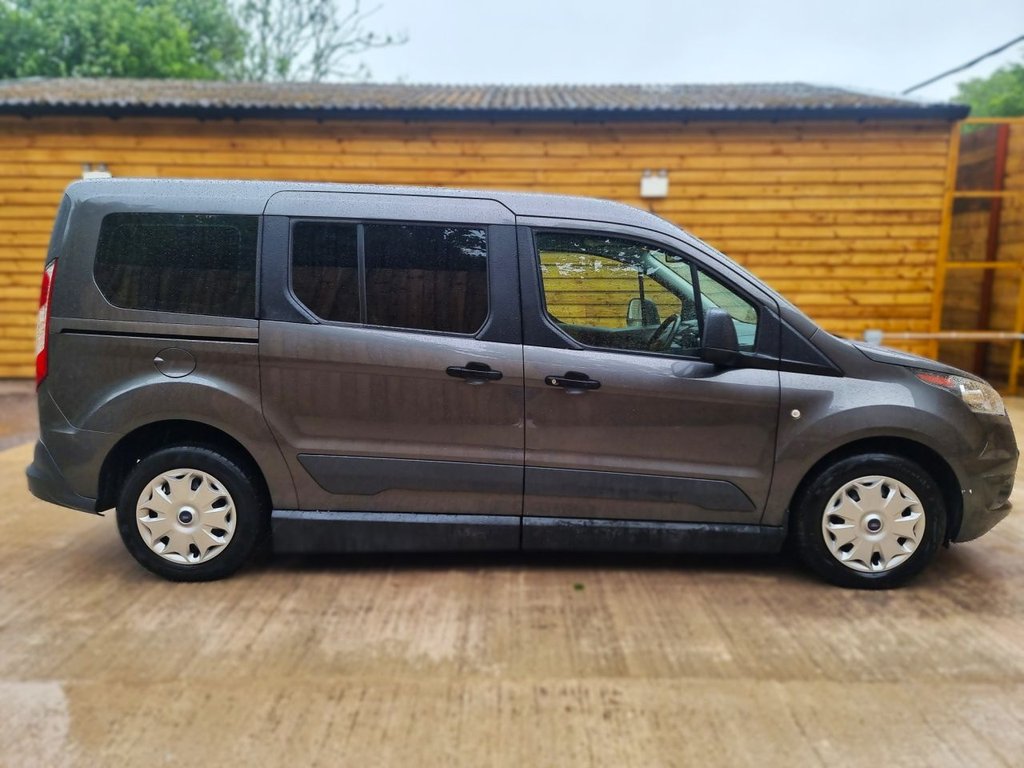 Used Ford Grand Tourneo Connect 2018 for sale - 78044307: Photo 7