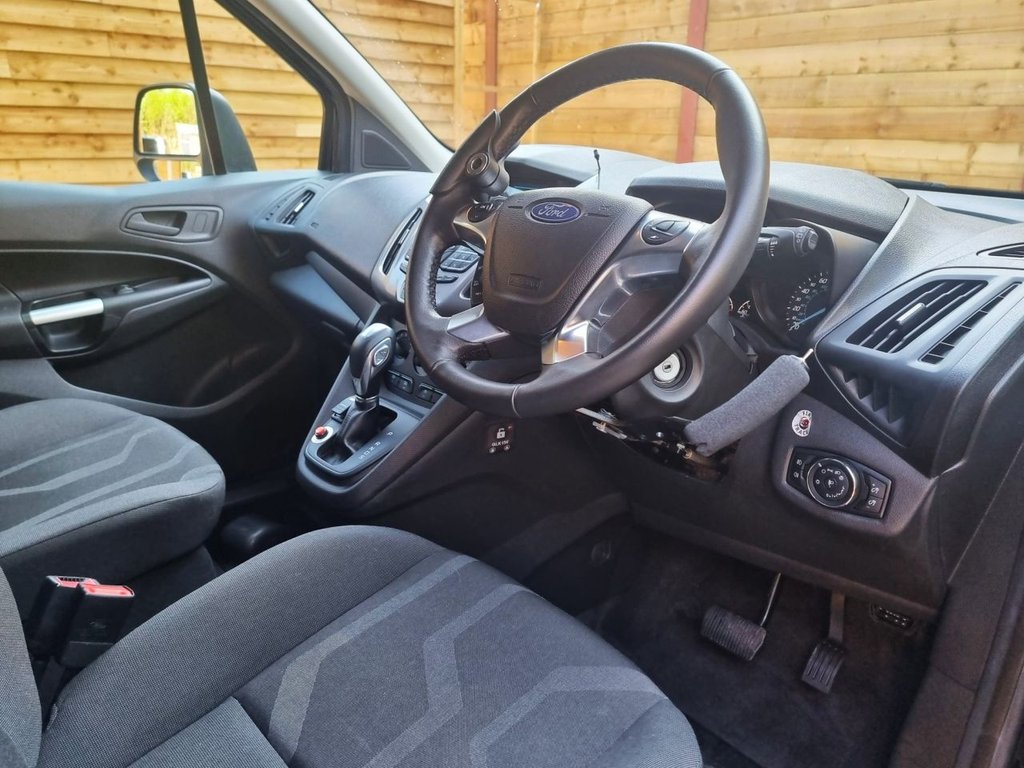 Used Ford Grand Tourneo Connect 2019 for sale - 76581962: Photo 16