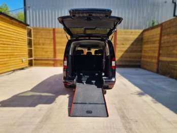 Used Ford Grand Tourneo Connect 2022 for sale - 74401297: Photo