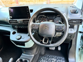 Used Citroen Berlingo 2020 for sale - 77038333: Photo