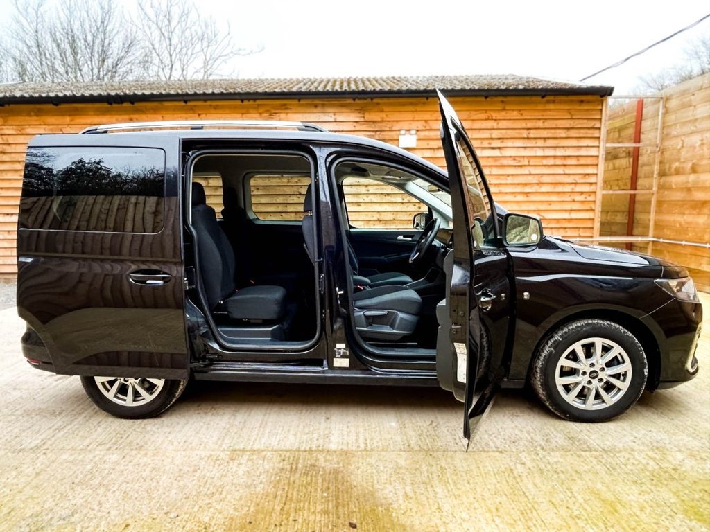 Used Ford Tourneo Connect 2023 for sale - 77680630: Photo 14