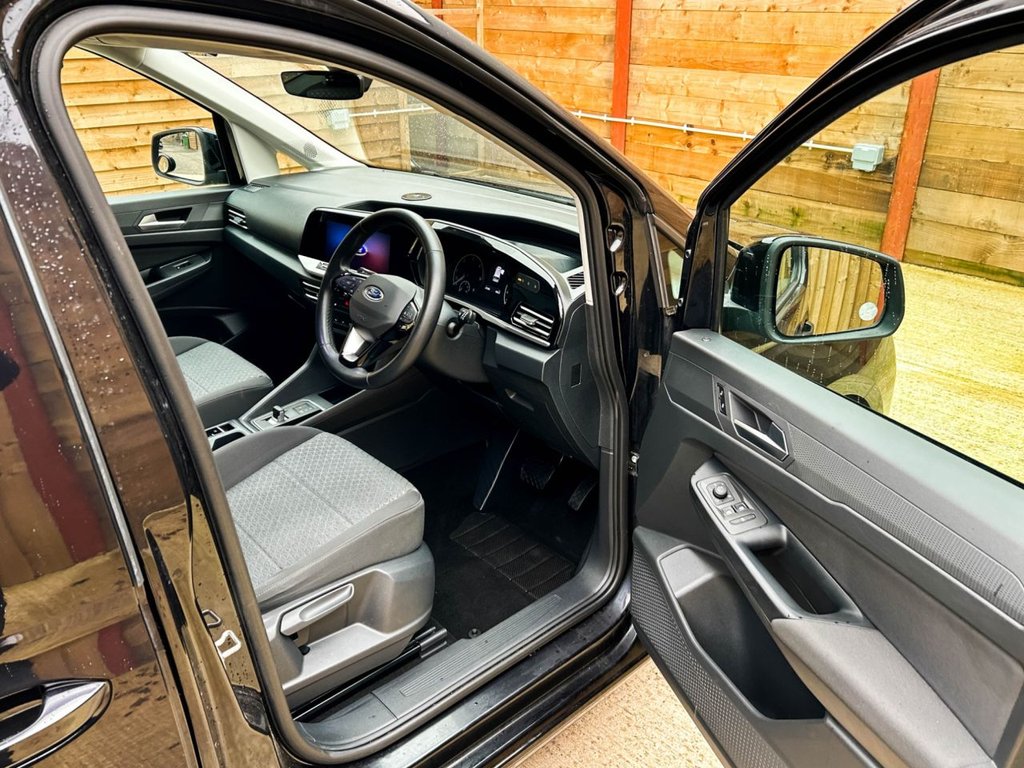 Used Ford Tourneo Connect 2023 for sale - 77680630: Photo 16