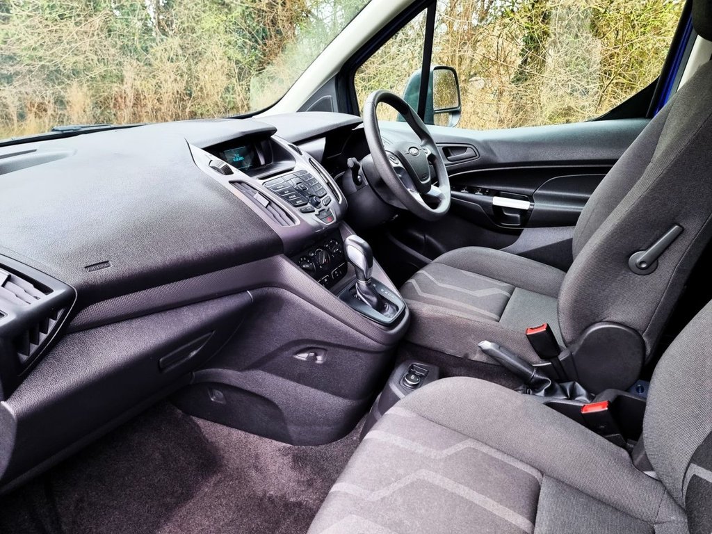 Used Ford Tourneo Connect 2017 for sale - 77680554: Photo 17