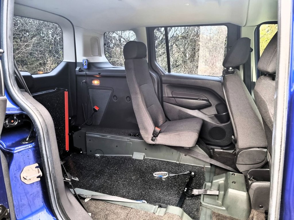 Used Ford Tourneo Connect 2017 for sale - 77680554: Photo 18