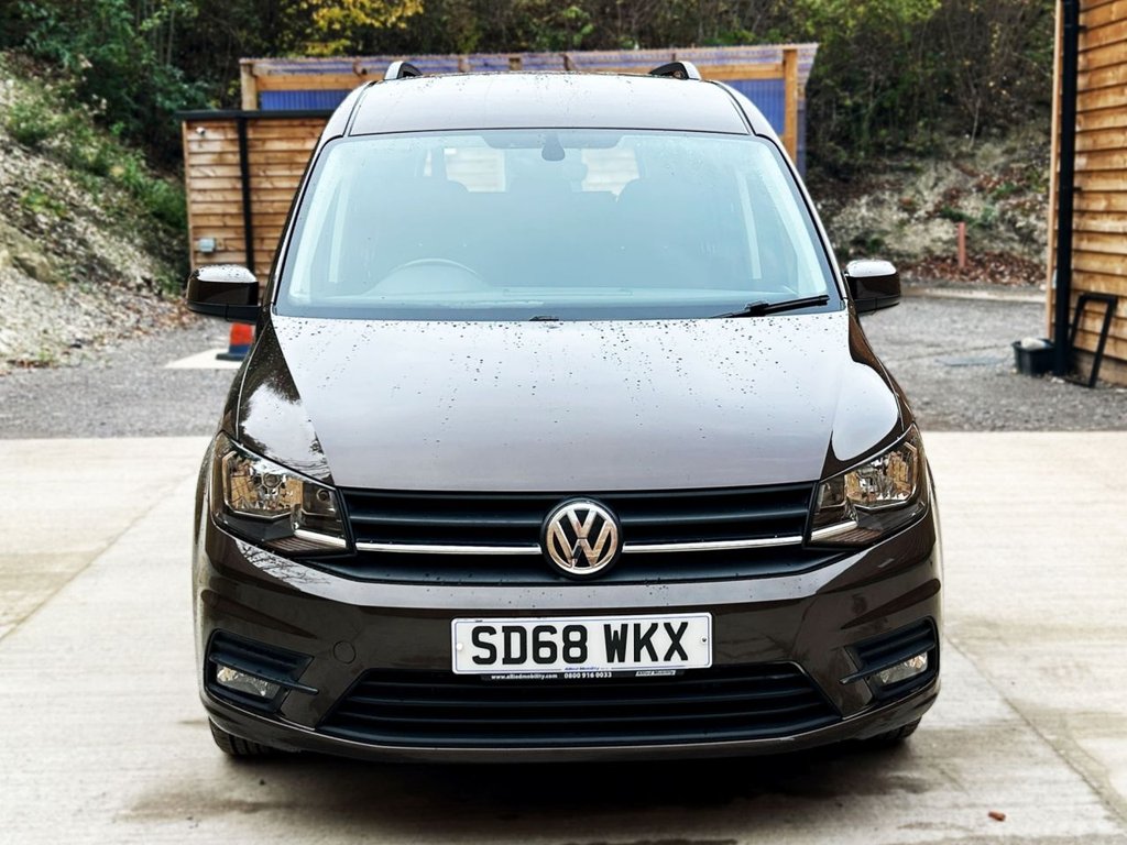 Used Volkswagen Caddy Maxi Life 2018 for sale - 76223737: Photo 11