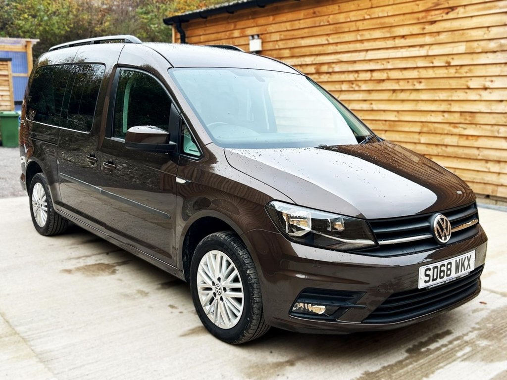 Used Volkswagen Caddy Maxi Life 2018 for sale - 76223737: Photo 3